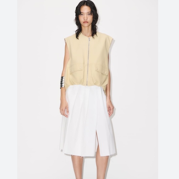 Zara White Pleated Skirt - Picture 1 of 5